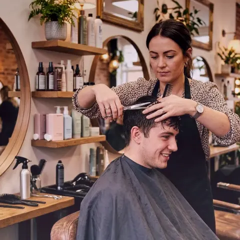 Licht Acker – Balayage verstehen: Technik und Pflege